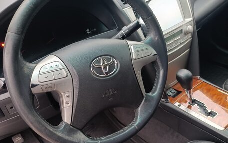 Toyota Camry, 2011 год, 990 000 рублей, 22 фотография