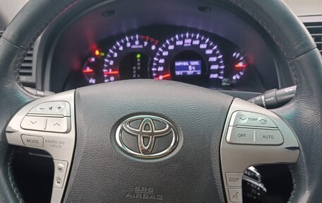 Toyota Camry, 2011 год, 990 000 рублей, 34 фотография