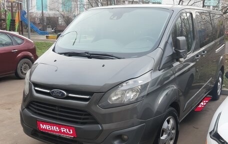 Ford Tourneo Custom I рестайлинг, 2017 год, 2 700 000 рублей, 1 фотография
