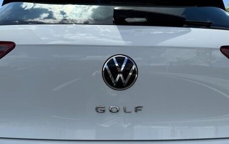 Volkswagen Golf VIII, 2023 год, 2 600 000 рублей, 15 фотография