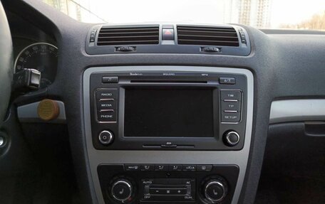 Skoda Octavia, 2012 год, 940 000 рублей, 18 фотография