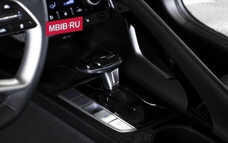 Hyundai Elantra, 2023 год, 1 998 000 рублей, 14 фотография