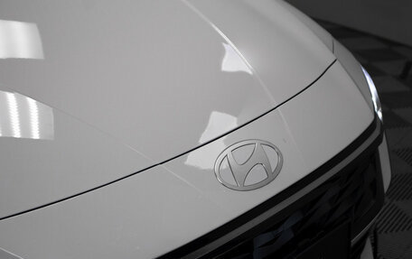 Hyundai Elantra, 2023 год, 1 998 000 рублей, 24 фотография