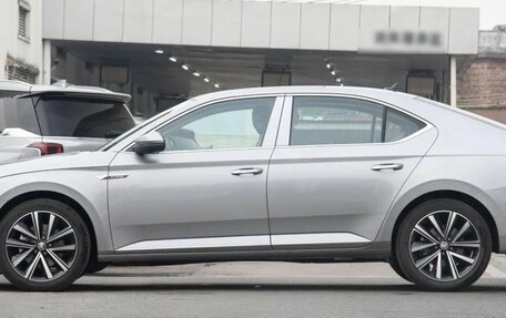 Skoda Superb III рестайлинг, 2025 год, 3 190 000 рублей, 4 фотография