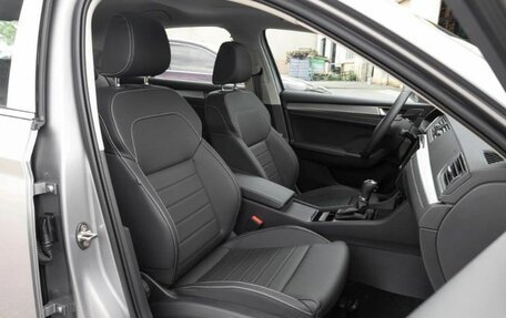 Skoda Superb III рестайлинг, 2025 год, 3 190 000 рублей, 39 фотография