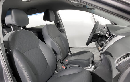 Hyundai Solaris II рестайлинг, 2012 год, 717 000 рублей, 12 фотография