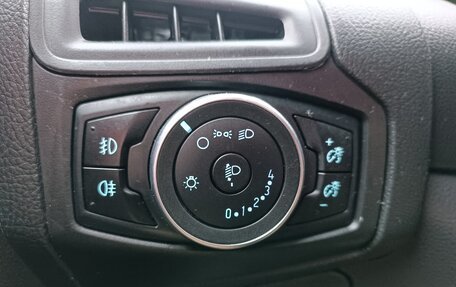 Ford Focus III, 2017 год, 992 000 рублей, 14 фотография