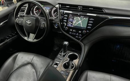 Toyota Camry, 2018 год, 2 850 000 рублей, 12 фотография