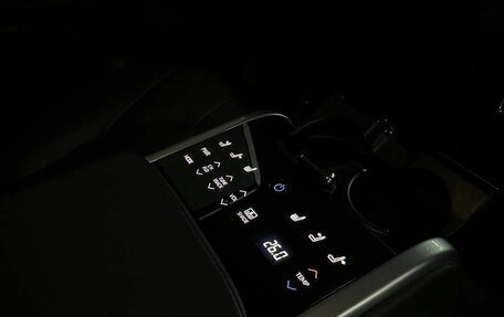 Toyota Camry, 2018 год, 2 850 000 рублей, 23 фотография