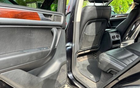 Volkswagen Touareg III, 2010 год, 1 820 000 рублей, 10 фотография