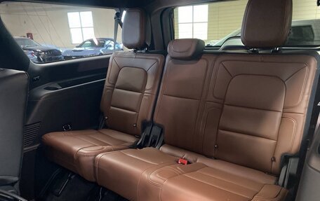 Lincoln Navigator, 2023 год, 12 986 050 рублей, 11 фотография