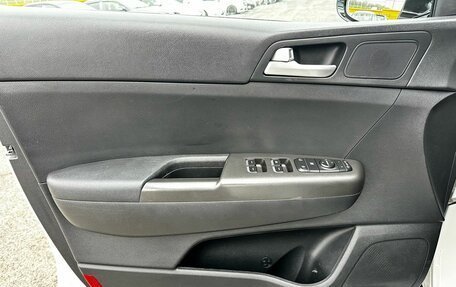 KIA Sportage IV рестайлинг, 2019 год, 1 930 000 рублей, 13 фотография