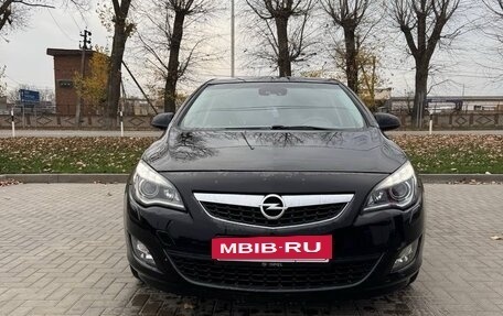 Opel Astra J, 2011 год, 650 000 рублей, 5 фотография