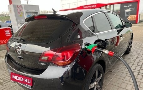 Opel Astra J, 2011 год, 650 000 рублей, 7 фотография