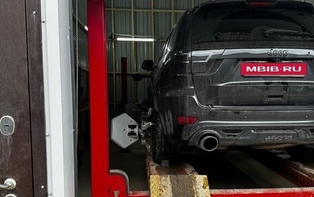 Jeep Grand Cherokee, 2012 год, 2 600 000 рублей, 13 фотография