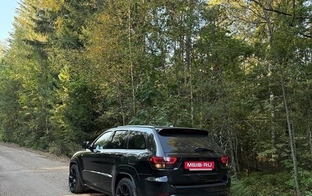 Jeep Grand Cherokee, 2012 год, 2 600 000 рублей, 24 фотография