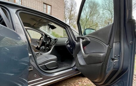 Opel Astra J, 2013 год, 1 100 000 рублей, 11 фотография