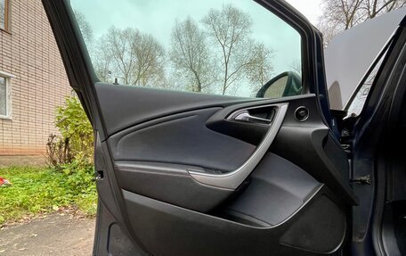 Opel Astra J, 2013 год, 1 100 000 рублей, 19 фотография