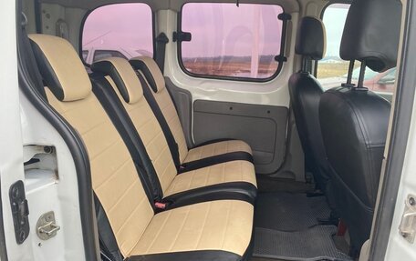 Renault Kangoo II рестайлинг, 2010 год, 745 000 рублей, 6 фотография