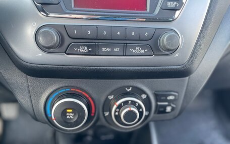 KIA Rio III рестайлинг, 2014 год, 825 000 рублей, 10 фотография