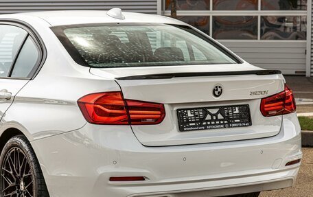 BMW 3 серия, 2018 год, 1 845 000 рублей, 12 фотография