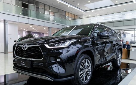 Toyota Highlander, 2025 год, 6 450 000 рублей, 2 фотография