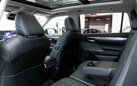 Toyota Highlander, 2025 год, 6 450 000 рублей, 19 фотография