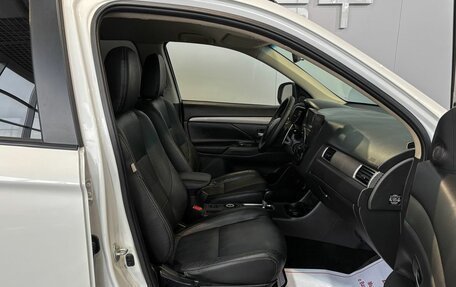 Mitsubishi Outlander III рестайлинг 3, 2012 год, 1 189 000 рублей, 14 фотография