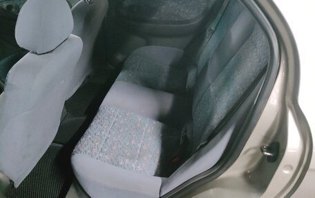 KIA Sephia II, 2001 год, 220 000 рублей, 9 фотография