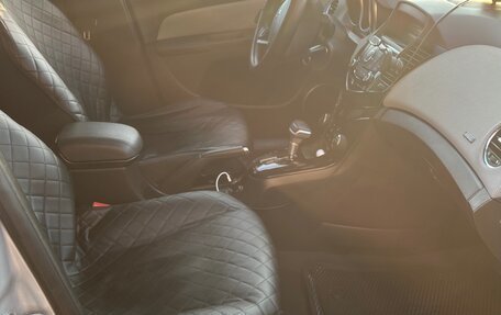 Chevrolet Cruze II, 2012 год, 987 000 рублей, 8 фотография