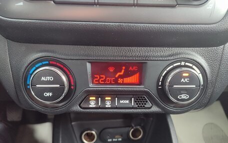 KIA Rio III рестайлинг, 2012 год, 800 000 рублей, 10 фотография