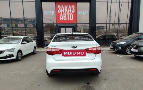 KIA Rio III рестайлинг, 2012 год, 800 000 рублей, 5 фотография