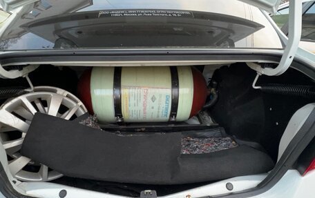 Renault Logan II, 2020 год, 650 000 рублей, 11 фотография