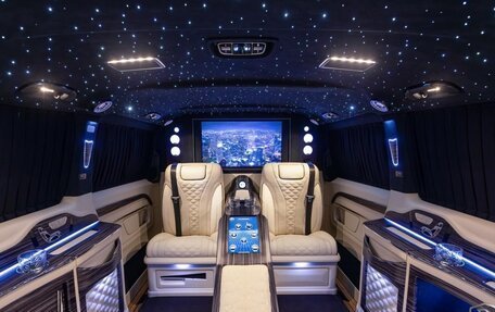 Mercedes-Benz V-Класс, 2025 год, 27 500 000 рублей, 13 фотография