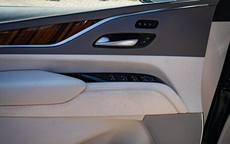 Cadillac Escalade V, 2024 год, 15 890 600 рублей, 16 фотография