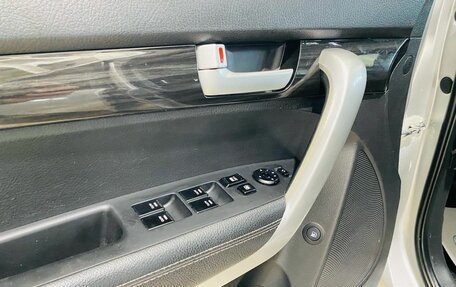 KIA Sorento II рестайлинг, 2011 год, 1 350 000 рублей, 23 фотография