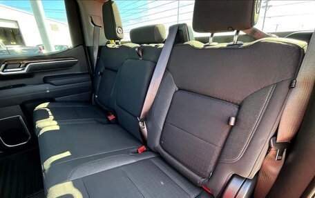 GMC Sierra, 2024 год, 113 906 рублей, 19 фотография