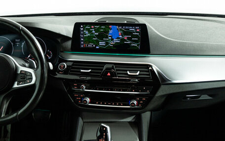 BMW 5 серия, 2018 год, 3 199 700 рублей, 14 фотография