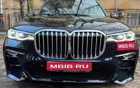 BMW X7, 2019 год, 6 800 000 рублей, 4 фотография