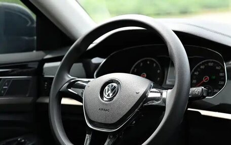 Volkswagen Passat B8 рестайлинг, 2021 год, 1 855 000 рублей, 7 фотография