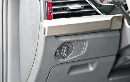 Volkswagen Passat B8 рестайлинг, 2021 год, 1 855 000 рублей, 10 фотография