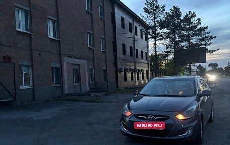 Hyundai Solaris II рестайлинг, 2011 год, 890 000 рублей, 2 фотография