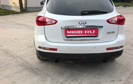 Infiniti QX50 I рестайлинг, 2014 год, 1 600 000 рублей, 5 фотография