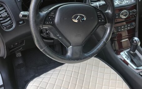 Infiniti QX50 I рестайлинг, 2014 год, 1 600 000 рублей, 16 фотография