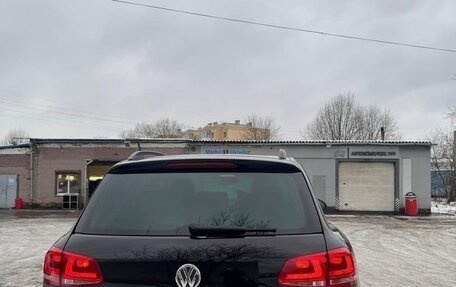 Volkswagen Touareg III, 2011 год, 1 750 000 рублей, 5 фотография