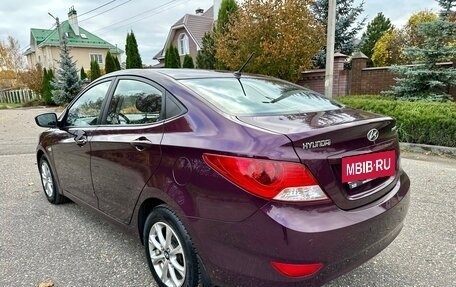 Hyundai Solaris II рестайлинг, 2011 год, 740 000 рублей, 3 фотография