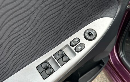 Hyundai Solaris II рестайлинг, 2011 год, 740 000 рублей, 22 фотография