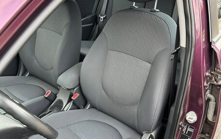 Hyundai Solaris II рестайлинг, 2011 год, 740 000 рублей, 21 фотография