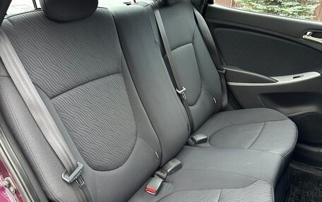 Hyundai Solaris II рестайлинг, 2011 год, 740 000 рублей, 26 фотография