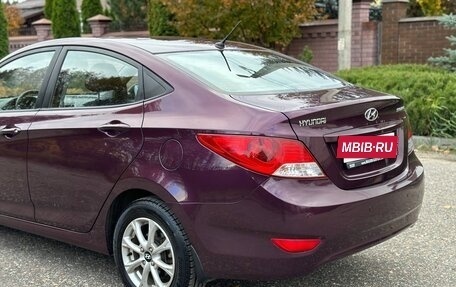 Hyundai Solaris II рестайлинг, 2011 год, 740 000 рублей, 14 фотография